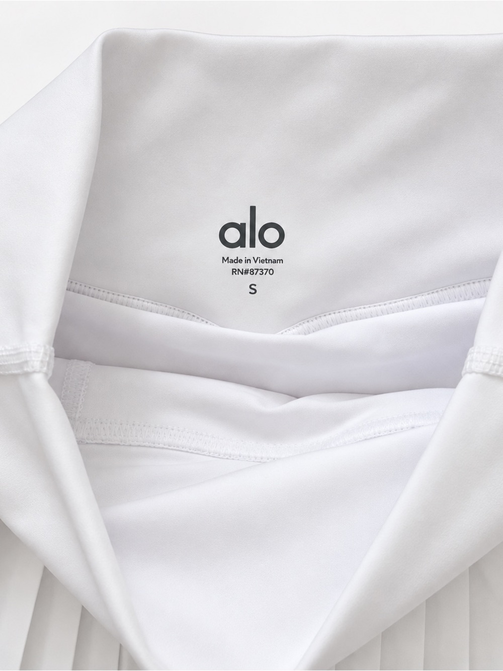 ALO Yoga White Pleated Skater Skirt - Picture 2 of 2